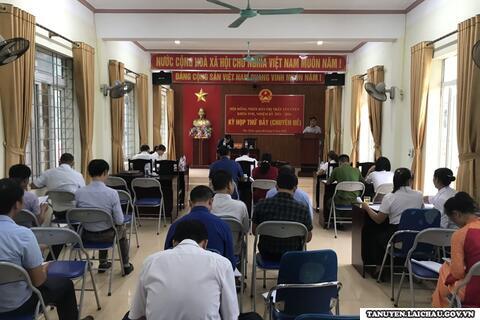 HĐND thị trấn Tân Uyên bầu bổ sung thành viên UBND 