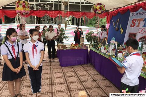 Sôi nổi ngày Ngày hội STEM của Trường Tiểu học số 1 thị trấn Tân Uyên