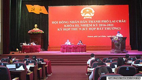 Kỳ họp thứ 9 (bất thường) Hội đồng Nhân dân thành phố Lai Châu khóa III