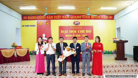 Đại hội Chi bộ Trường Tiểu học xã Thân Thuộc nhiệm kỳ 2025-2027 thành công tốt đẹp