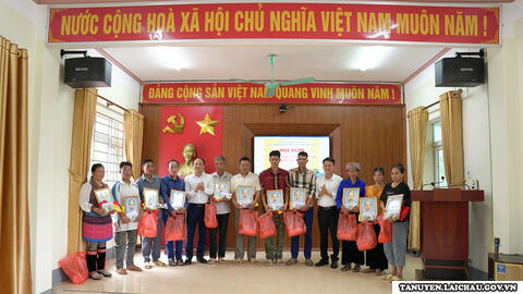 Thị trấn Tân Uyên hoàn thành xóa nhà tạm, nhà dột nát