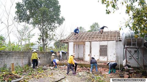 TDP 17, thị trấn Tân Uyên “Chung tay xóa nhà tam, nhà dột nát”