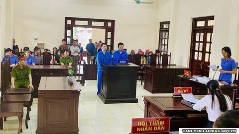 Viện kiểm sát nhân dân huyện Tân Uyên tổ chức rút kinh nghiệm cho các Kiểm sát viên thông qua phiên tòa hình sự