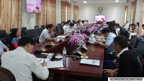 Biểu dương tập thể, cá nhân điển hình tiêu biểu trong học tập và làm theo tư tưởng, đạo đức, phong cách Hồ Chí Minh
