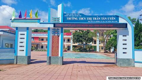 Trường THCS thị trấn: Chuẩn bị các điều kiện cho năm học mới