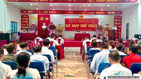 Kỳ họp thứ nhất HĐND xã Pắc Ta khoá XXI, nhiệm kỳ 2021-2026