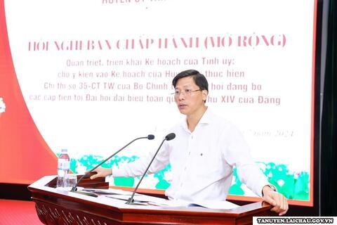 Hội nghị quán triệt, triển khai kế hoạch của Tỉnh cho ý kiến vào kế hoạch của Huyện ủy thực hiện Chỉ thị số 35 của Bộ chính trị