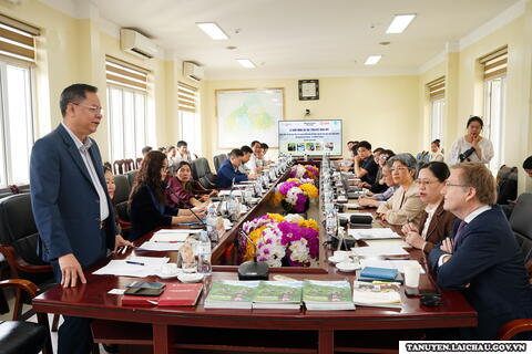 Hội nghị giới thiệu dự án “Thúc đẩy vai trò của Phụ nữ trong thích ứng với biến đổi khí hậu (BĐKH) dựa vào cộng đồng”