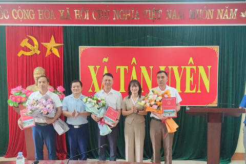 <a href="/tin-tuc-su-kien/tin-tuc-hoat-dong-trong-huyen" title="Tin tức hoạt động trong xã Tân Uyên" rel="dofollow">Tin tức hoạt động trong xã Tân Uyên</a>