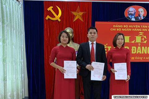Đảng bộ huyện Tân Uyên kết nạp được trên 60 đảng viên mới