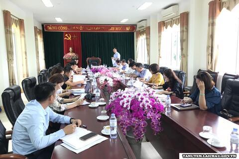 Báo Lai Châu làm việc với huyện Tân Uyên