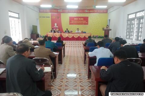 Đại biểu HĐND tỉnh, HĐND huyện tiếp xúc cử tri tại xã Thân Thuộc