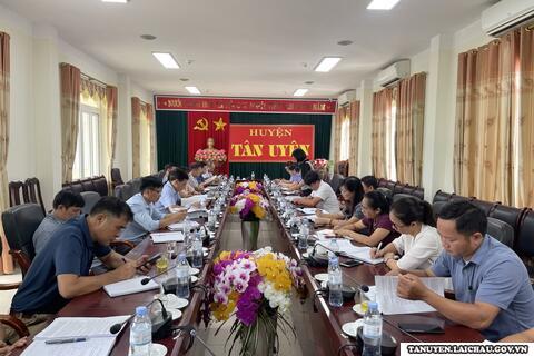 <a href="/chuyen-de/xay-dung-nong-thon-moi" title="Xây dựng nông thôn mới" rel="dofollow">Xây dựng nông thôn mới</a>