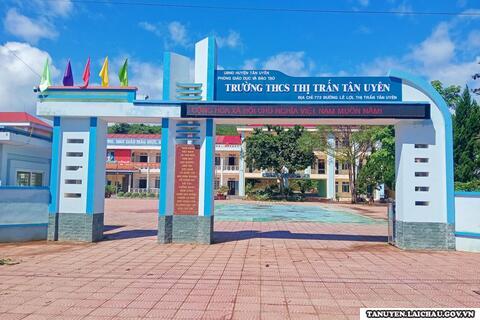 Trường THCS thị trấn: Chuẩn bị các điều kiện cho năm học mới