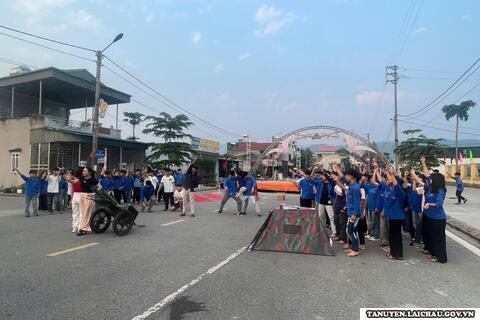 <a href="/tin-tuc-su-kien/tin-tuc-hoat-dong-trong-huyen" title="Tin tức hoạt động trong huyện" rel="dofollow">Tin tức hoạt động trong huyện</a>