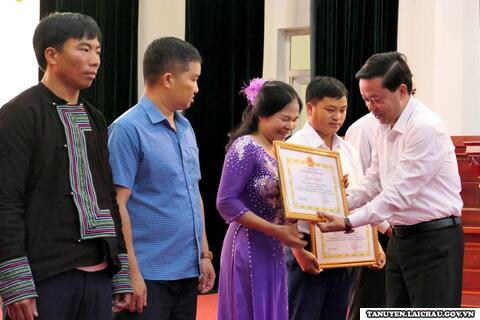 “Tuổi cao nhưng gương phải sáng”