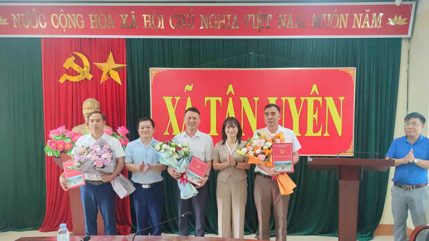 Công bố Quyết định bổ nhiệm Giám đốc, Phó Giám đốc Trung tâm Văn hoá, Thể thao và Truyền thông Tân Uyên